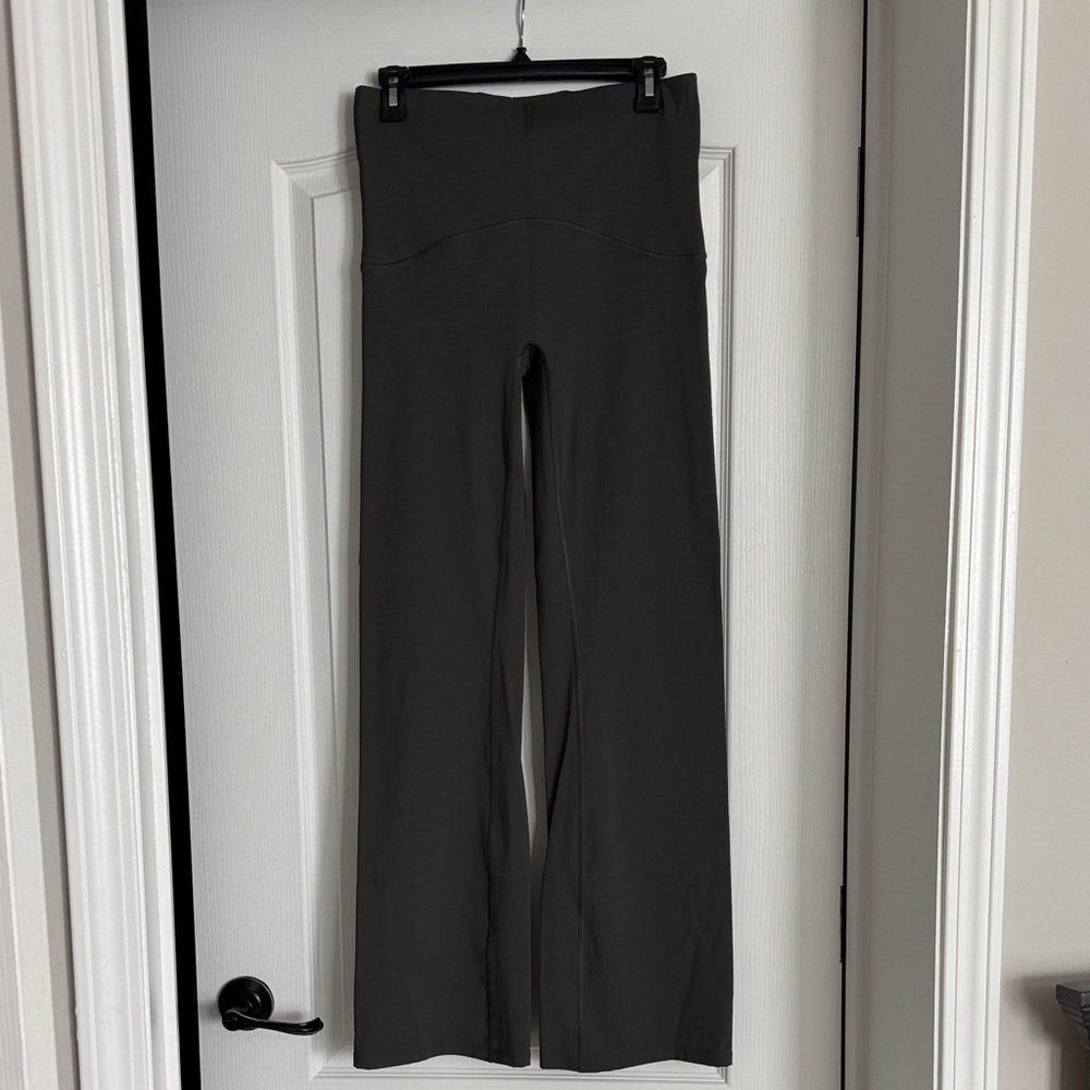 Spanx Booty Boost Flare Leggings